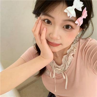 男生女生向前冲